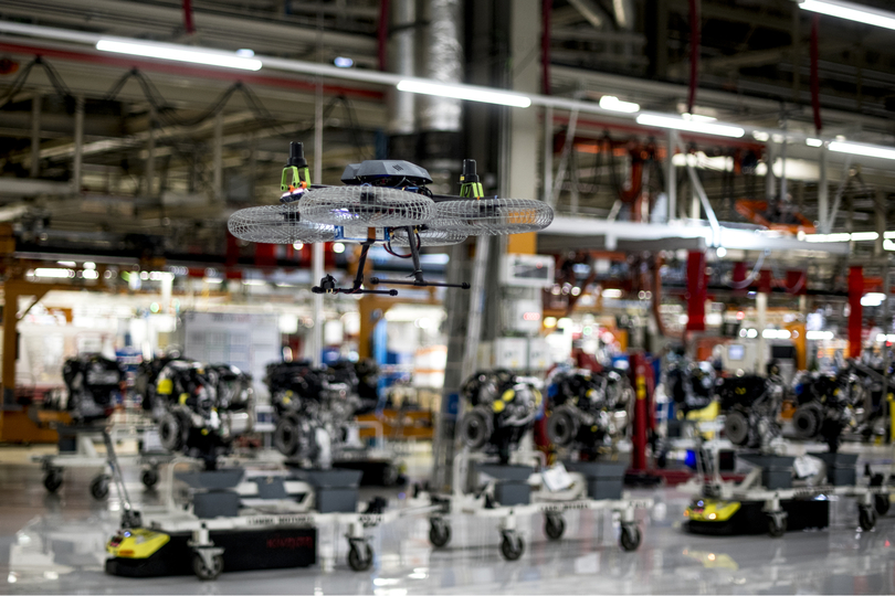 Drohnen als Helfer beim Autobauen