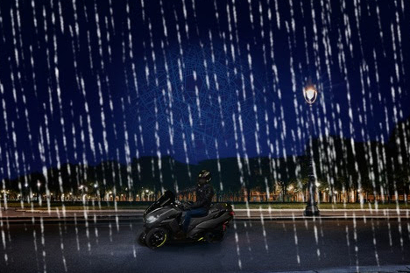 Tipps für das Rollerfahren bei Regen und schlechter Sicht