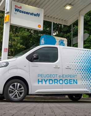 Wasserstoff-Peugeot e-Expert geht in Serie