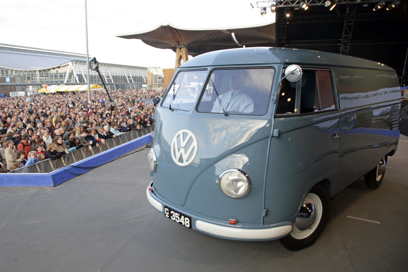 6.000 Bullis beim VW Bus Festival angemeldet