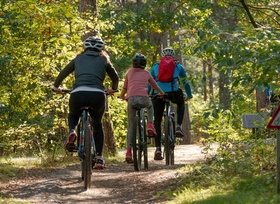 Fahrradhelm: Besser nicht oben ohne