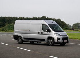 Großer Toyota Proace Max für Europa