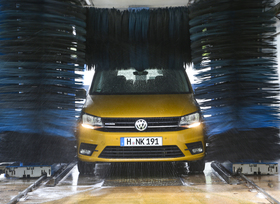 Tipp: Autowäsche im Winter  - Bei Tauwetter säubern 