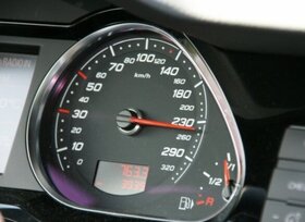 Studie zum Real-Tempo auf Autobahnen  - Die meisten fahren Richtgeschwindigkeit 