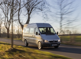 Mercedes-Bestseller feiert 30.Geburtstag - Im Sprinter durch drei Jahrzehnte